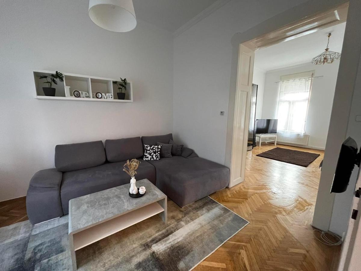 Szeged Apartman Exteriér fotografie
